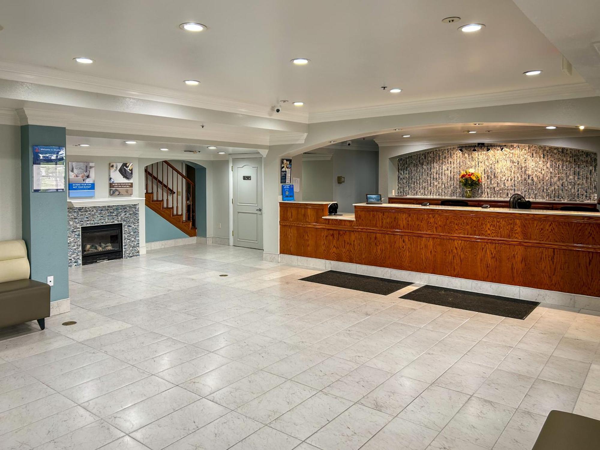Studio 6 Ontario Ca Convention Center Airport Exterior foto